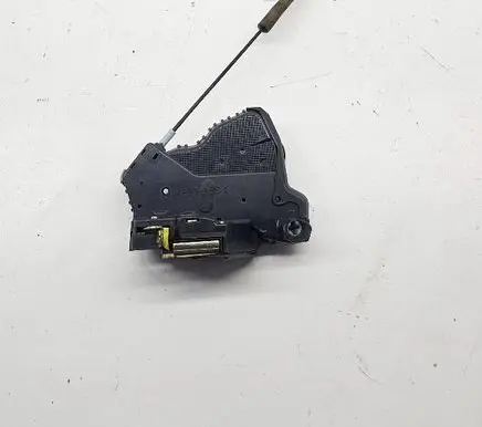 Toyota Corolla E120 E130 Front door lock 