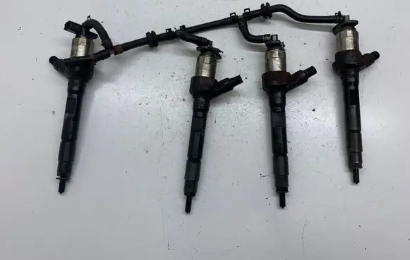 Mazda 6 Fuel injectors set R2AA13H50