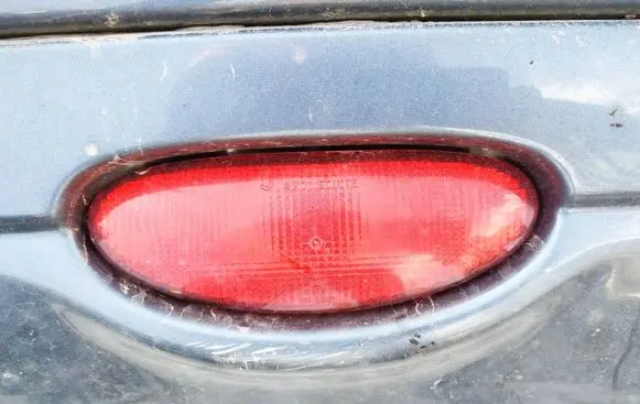 Peugeot 206 Rear fog light 