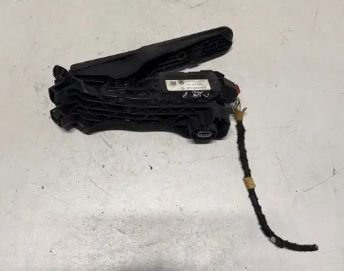 Volkswagen Golf V Accelerator throttle pedal 1K1721503T 6PV00860050 L030709