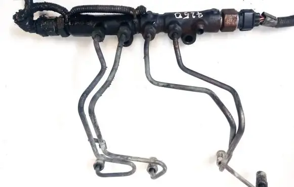 Toyota Avensis T250 Fuel main line pipe 