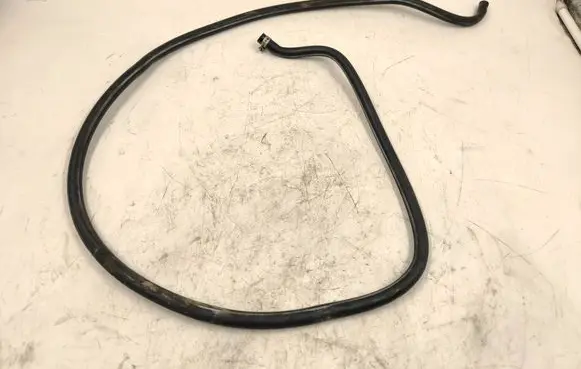 Volvo V70 Engine coolant pipe/hose 08638601