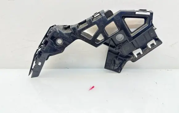 Volkswagen Golf VIII Front bumper mounting bracket 5H0807050E