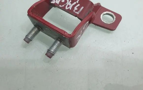 KIA Ceed Tailgate/trunk/boot hinge