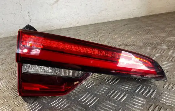 Audi A4 S4 B9 Tailgate rear/tail lights 8W9945093 81510101