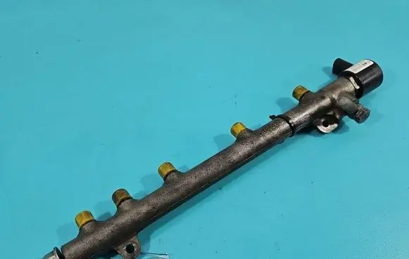 Mercedes-Benz E W211 Fuel main line pipe 9307Z515A IMPRK1521439