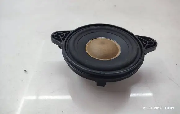 Mercedes-Benz E W212 Panel speaker A1728200702