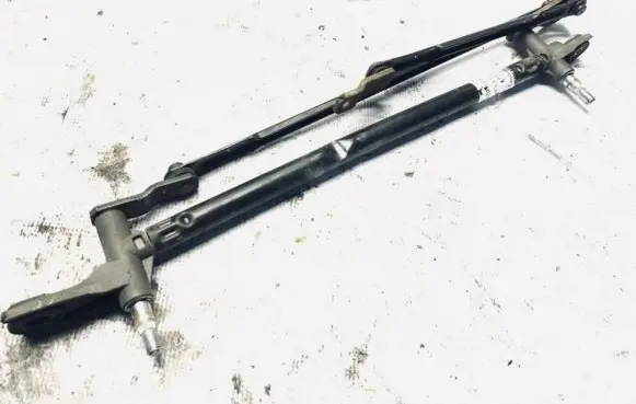 KIA Sportage Front wiper linkage and motor