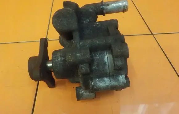 Renault Trafic II (X83) Power steering pump 491101050R