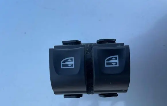 Renault Zoe Electric window control switch 254118722R 254113300R