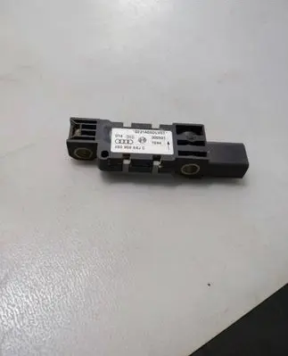 Audi A6 S6 C5 4B Airbag deployment crash/impact sensor 4B0959643C 300901 0231A0ADLV0T