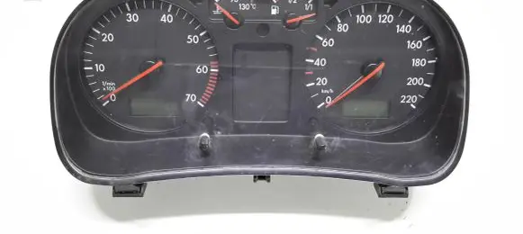 Volkswagen Golf IV Speedometer (instrument cluster) 1J0920801 11000895