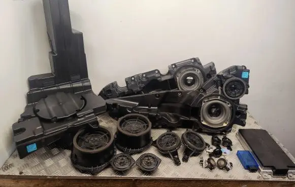 Audi Q7 4M Audio system kit 4M0035223C 4M0035621C 4M0035297