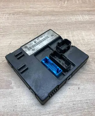 Audi A8 S8 D3 4E Comfort/convenience module 4E0907289 4E0910289B 5DK00843207