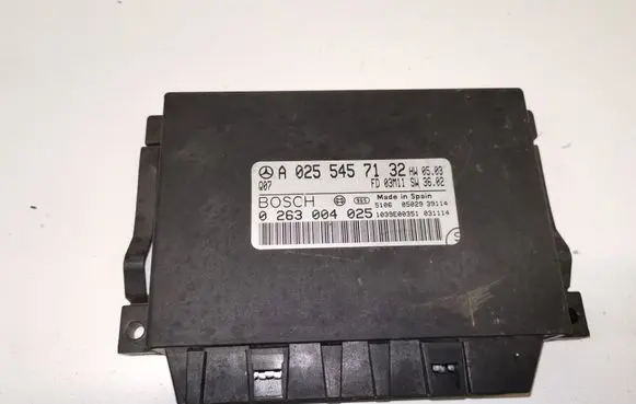 Mercedes-Benz E W211 Parking PDC control unit/module A0255457132 0263004025