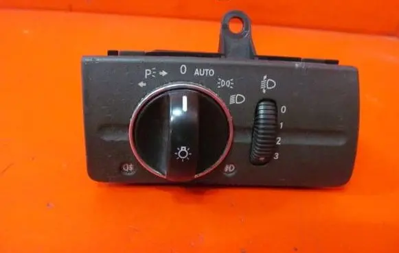 Mercedes-Benz E W211 Light switch 2115450304