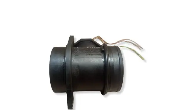 Audi A4 S4 B5 8D Mass air flow meter 0280217112 058133471A