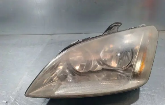 Ford C-MAX I Headlight/headlamp 270601LH