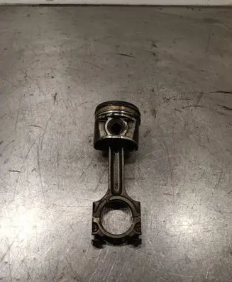 Ford Ranger Piston with connecting rod 148L