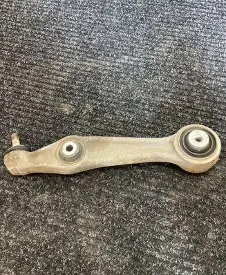Tesla Model S Front lower control arm/wishbone 102735100C 3504