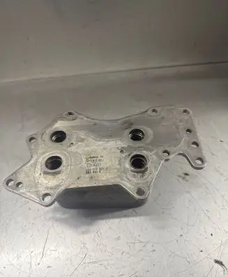 Oil filter mounting bracket
