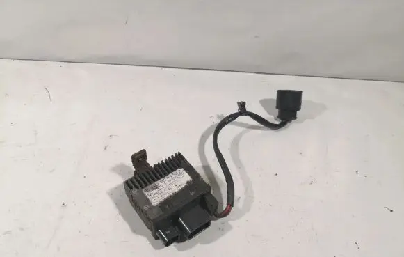 Coolant fan relay
