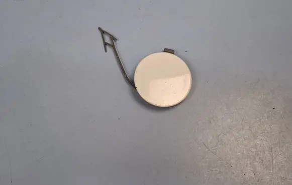 Skoda Octavia Mk4 Front tow hook cap/cover 5E3807241