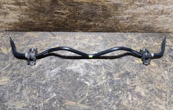 Infiniti Q70 Y51 Rear anti-roll bar/sway bar G509
