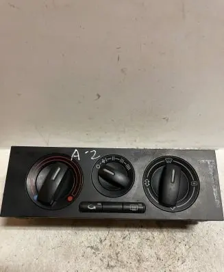 Audi A2 Climate control unit 8Z0819045B 68209 901511755011