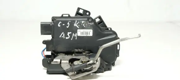 Audi A6 S6 C5 4B Rear door lock 4B0839015G