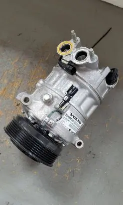 Volvo XC90 Air conditioning (A/C) compressor (pump) P31699132 064634029B4