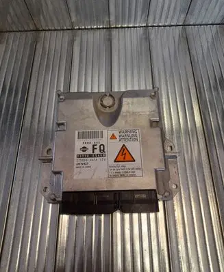 Nissan X-Trail T30 Engine control unit/module 2758004454 23710ES65B 5800445