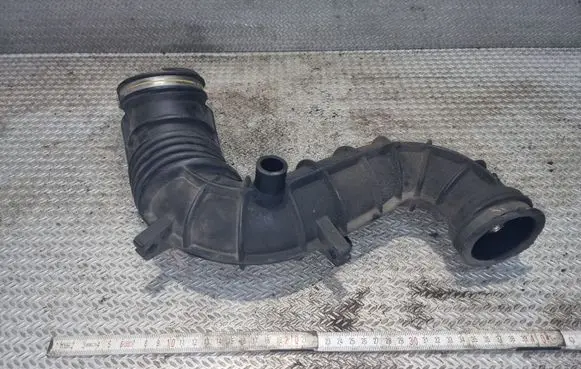 Ford Transit Air intake hose/pipe 6C119C623B
