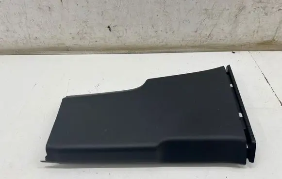 Skoda Octavia Mk4 (B) pillar trim (bottom) 5E3867281