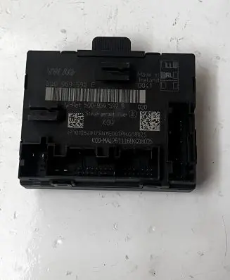 Volkswagen Golf VII Other control units/modules 5Q0959592E 5Q0959592B