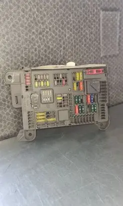 BMW X5 E70 Fuse box set 693168704 6931687