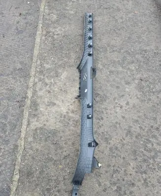 Skoda Superb B8 (3V) Front sill trim cover 3V0853372A