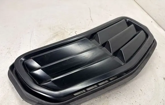 Chevrolet Camaro Front grill 84763126 84338460