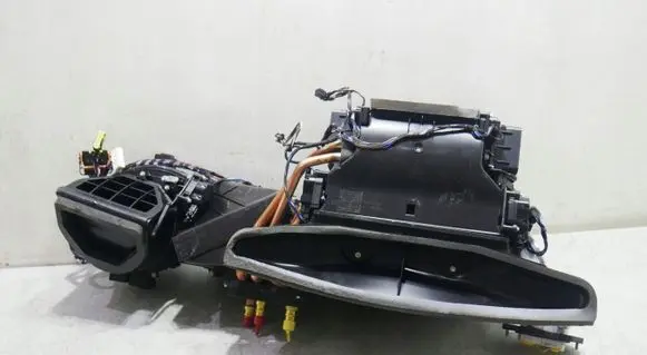 Maserati GranTurismo Interior heater climate box assembly 52438793
