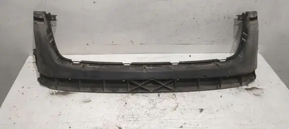 Volkswagen Touareg I Front bumper mounting bracket 7L6807699B