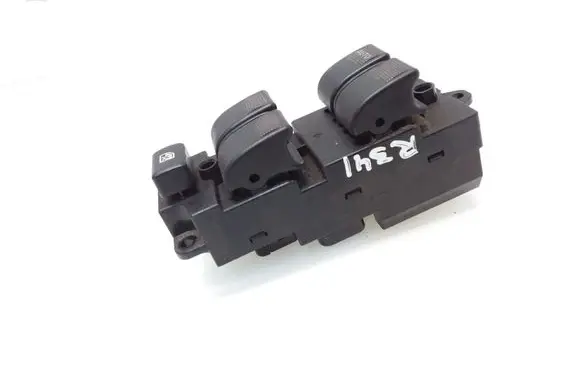 Mazda Premacy Electric window control switch CB0666350A C8HD135