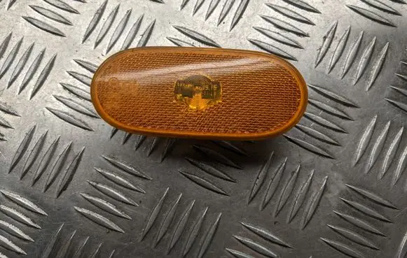 Mercedes-Benz Sprinter W906 Front fender indicator light A9068201456