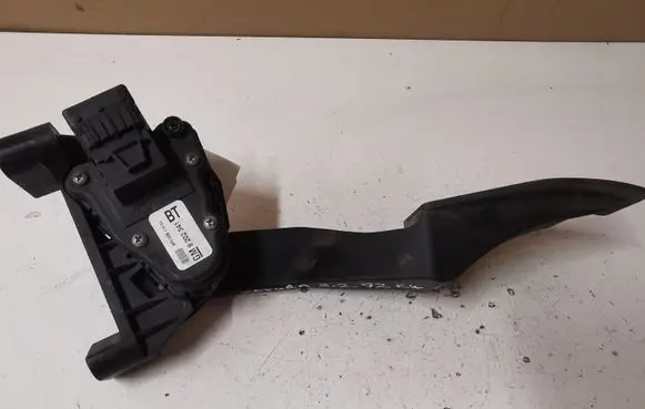 Opel Zafira A Accelerator throttle pedal 9202341 6PV00811400