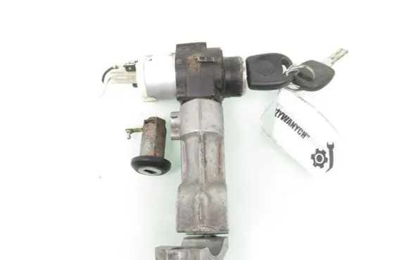 Skoda Felicia II Ignition lock 6U090585 441022221176