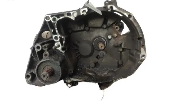 Renault 19 Manual 5 speed gearbox 7700598840