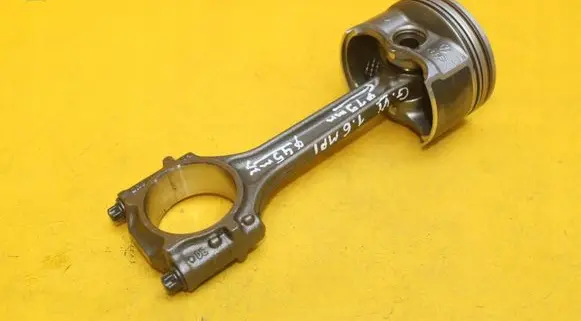 Volkswagen Golf VI Piston with connecting rod