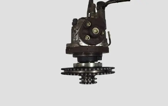 Nissan X-Trail T30 Fuel injection high pressure pump 16700AW402 2940000122