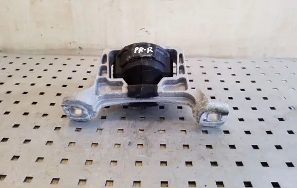Ford Focus Engine mount bracket 326B23N
