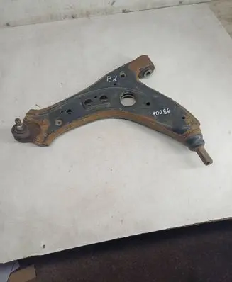 Front lower control arm/wishbone