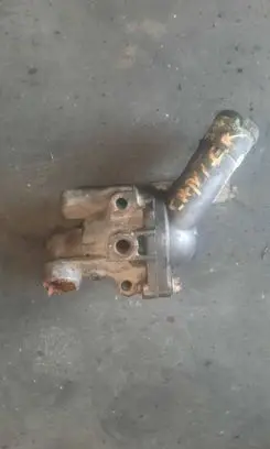 Mitsubishi Canter Thermostat housing 